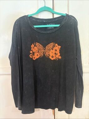 Vintage Canvas Black Long-Sleeve Tee with Orange Butterfly Graphic